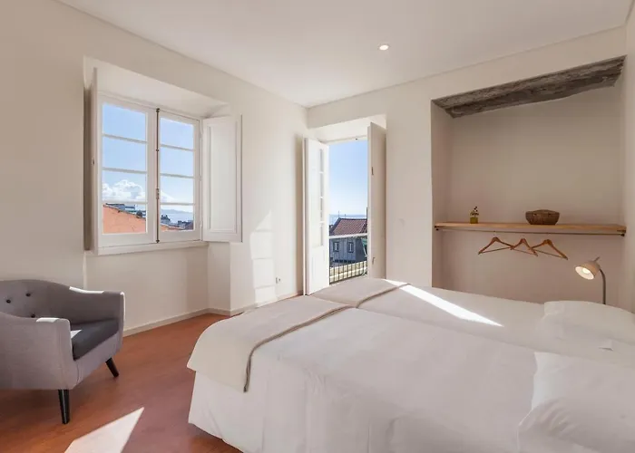 A Bica Ponta Delgada (Sao Miguel)